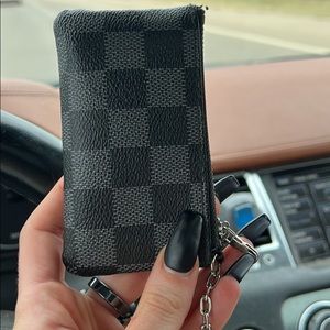 Keychain wallet